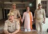 Uttar Pradesh: चाकू से जानलेवा हमला करने वाला हिस्ट्रीशीटर गिरफ्तार, वारदात में प्रयुक्त रक्तरंजित चाकू बरामद