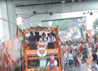 लखनऊ: BJP राष्ट्रीय अध्यक्ष नितिन नवीन का भव्य रोड शो, 18 किमी लंबे मार्ग पर फूलों की बारिश