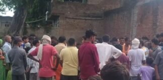 UP: बहराइच में बेटे ने मां की धारदार हथियार से काटकर की हत्या, आरोपी हिरासत में