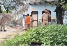 UP: आगरा में बंद मकान में मिला महिला का शव, पति फरार; सिर पर चोट के निशान मिलने से हत्या की आशंका