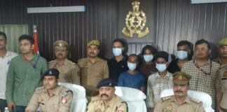 UP: वाराणसी पुलिस का बड़ा एक्शन, बीमा निवेश के नाम पर 12.5 लाख की ठगी करने वाले 5 आरोपी गिरफ्तार