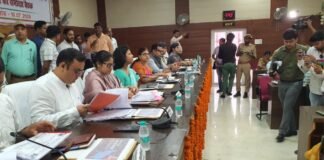 UP: गोण्डा में बाढ़ तैयारियों की समीक्षा, 18 संवेदनशील जिलों को सतर्क रहने के निर्देश