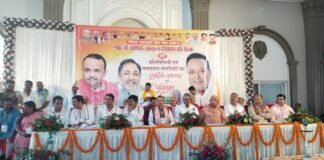 ‘UP में कानून का राज, भ्रष्टाचार पर जीरो टॉलरेंस…’, बलिया पहुंचे सहकारिता मंत्री जेपीएस राठौर, विपक्ष पर साधा निशाना