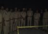 UP: मथुरा में पुलिस मुठभेड़, हत्या के मामले में वांछित दो बदमाश गिरफ्तार, दोनों के पैर में लगी गोली