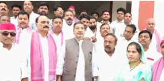 UP: किसानों के मुद्दों पर सपा सांसद वीरेंद्र सिंह का सरकार पर हमला, बोले- समस्याएं नहीं सुलझीं तो होगा आंदोलन