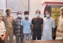 वाराणसी: एंटी रोमियो टीम का अभियान,अश्लील हरकतें करने वाली 2 महिलाओं समेत 6 गिरफ्तार