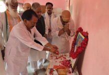 UP: मिर्जापुर पहुंचे कांग्रेस प्रदेश अध्यक्ष अजय राय, सपा गठबंधन से लेकर राम मंदिर मुद्दे तक सरकार पर साधा निशाना