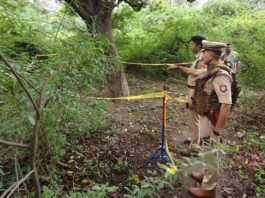 UP: वाराणसी में गोतस्कर से पुलिस की मुठभेड़, पैर में लगी गोली, कंटेनर से 30 गोवंश बरामद