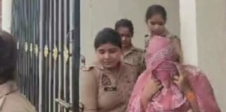 UP: जौनपुर में कथित देह व्यापार के अड्डे पर पुलिस का छापा, युवती हिरासत में, नेटवर्क की जांच शुरू