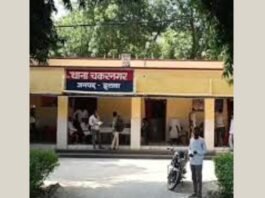 UP: प्यार के जाल में फंसाकर युवती को ले भागा युवक, पुलिस ने घेराबंदी कर दबोचा, युवती सकुशल बरामद