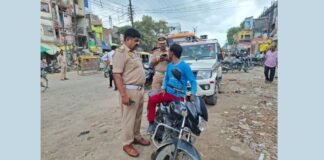 UP: पीडीडीयू नगर में यातायात पुलिस का सघन अभियान: 500 वाहनों का चालान, 15 लाख रुपये का जुर्माना