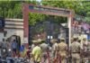UP: वाराणसी कचहरी से पुलिस हिरासत से भागा चोरी का आरोपी, दो कांस्टेबलों पर गिरी गाज
