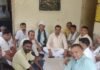 UP: 18 घंटे का दावा, 5 घंटे भी नहीं बिजली…बिजली संकट पर फूटा किसानों का गुस्सा, बिजलीघर पर जड़ दिया ताला