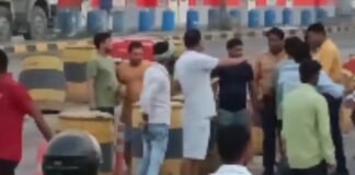UP: मिर्जापुर टोल प्लाजा पर बवाल, टोलकर्मियों पर वाहन स्वामी को दौड़ा-दौड़ाकर पीटने का आरोप