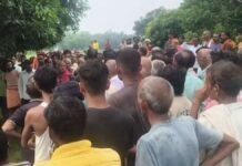 UP: बहराइच में पेड़ से लटका मिला युवक का शव, इलाके में सनसनी; जांच में जुटी पुलिस