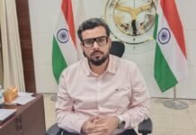 मथुरा में अब हर शिकायत होगी ट्रैक! नगर आयुक्त का बड़ा ऐलान, लापरवाह कर्मचारियों पर गिरेगी गाज