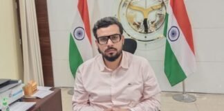 मथुरा में अब हर शिकायत होगी ट्रैक! नगर आयुक्त का बड़ा ऐलान, लापरवाह कर्मचारियों पर गिरेगी गाज
