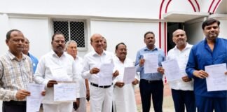 रायबरेली: निजी स्कूलों के शिक्षकों को भी मिले कैशलेस इलाज, प्रबंधकों ने सीएम से लगाई गुहार