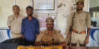UP: मुगलसराय पुलिस की बड़ी कार्रवाई, 40 बोतल अवैध अंग्रेजी शराब के साथ बिहार का युवक गिरफ्तार