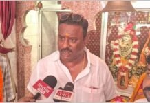 UP: विधायक रमेश सिंह का विपक्ष पर हमला, बोले- कांवड़ियों पर अब लाठी नहीं, पुष्प वर्षा होती है