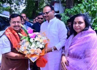 लखनऊ : डिप्टी सीएम बृजेश पाठक के आवास पर BJP की अहम बैठक समाप्त, नितिन नवीन संग लंच और आम पार्टी