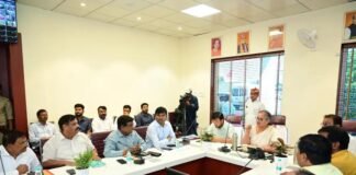 लखनऊ: मेयर सुषमा खर्कवाल की अध्यक्षता में नगर निगम कार्यकारिणी की अहम बैठक