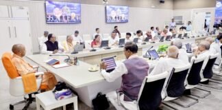 लखनऊ: CM योगी की अध्यक्षता में कैबिनेट बैठक, 28 प्रस्तावों को मिली मंजूरी; स्टार्टअप मिशन और पशुधन बीमा योजना को हरी झंडी