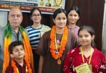 उत्तर प्रदेश : लखनऊ में मेधावी छात्रों का सम्मान, गोण्डा की प्ररिधि रस्तोगी को मिला रजत सिक्का