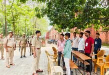 यूपीटीईटी परीक्षा को लेकर अलर्ट रहा पुलिस प्रशासन, एसपी ने परीक्षा केंद्रों का किया निरीक्षण