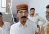 उत्तर प्रदेश : राम मंदिर में चढ़ावे और दान को लेकर मचा बवाल; सांसद रमाशंकर विद्यार्थी का बड़ा बयान- राम मंदिर में चोरी नहीं सीधे डकैती हुई है…