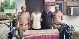 Gonda: करनैलगंज झपटमारी का खुलासा, दो गिरफ्तार, 23 हजार रुपये और वारदात में इस्तेमाल दो बाइक बरामद