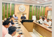 UP: भारी बारिश के बीच बड़ा फैसला, जौनपुर के सभी बेसिक स्कूल आज बंद