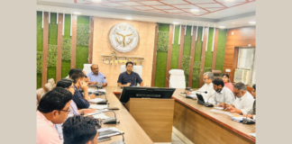 UP: भारी बारिश के बीच बड़ा फैसला, जौनपुर के सभी बेसिक स्कूल आज बंद