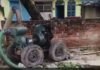 UP: डीएम खुद मैदान में, जलभराव पर युद्धस्तर पर कार्रवाई, 100 से अधिक पंपसेटों से निकाला जा रहा पानी