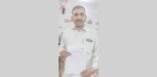 UP: लाइनमैन पर शिकायत के फर्जी निस्तारण का आरोप, जांचकर्ता इंजीनियर के खिलाफ फिर उठी जांच की मांग