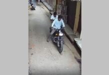 UP: किराना दुकान के बाहर से रिफाइंड तेल की टीन चोरी, CCTV में कैद हुई वारदात