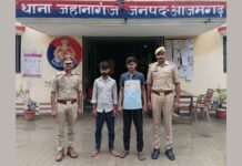 UP: चोरी की साजिश रच रहे दो शातिर चोर गिरफ्तार, चोरी की बैटरियां और औजार बरामद