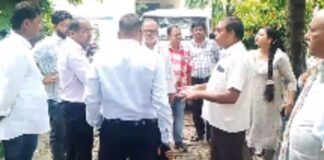 मिर्जापुर: संयुक्त कृषि निदेशक पर गाली-गलौज और धमकी के आरोप, कर्मचारियों ने खोला मोर्चा