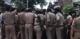 अमेठी अंकित हत्याकांड: 38 घंटे तक नहीं हुआ अंतिम संस्कार, मुआवजा और नौकरी की मांग पर अड़े परिजन