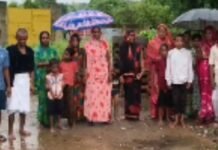 मिर्जापुर: डेढ़ साल बाद भी अधूरी बिजली परियोजना,अंधेरे में जीने को मजबूर ग्रामीण