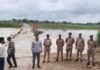 UP: बांदा में बारिश का कहर! चन्द्रवाल नदी उफान पर, दो मार्गों पर आवागमन बंद
