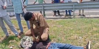 रायबरेली: तेज रफ्तार का कहर, डिवाइडर से टकराई पल्सर, युवक की मौत, साथी घायल