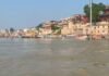 UP: काशी में बारिश का इंतजार, गर्मी-उमस से बेहाल लोग, 17 सेंटीमीटर घटा गंगा का जलस्तर