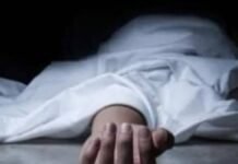 UP: बांदा में तेज रफ्तार वाहन ने बाइक सवार को कुचला, मौके पर मौत
