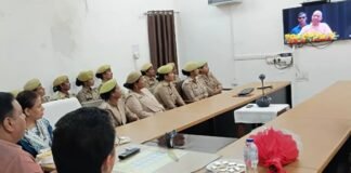 UP: पीआरडी जवानों के लिए सीएम योगी की बड़ी सौगात, 5 लाख तक कैशलेस इलाज और ड्यूटी भत्ता भी बढ़ा