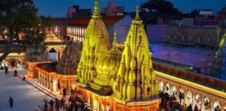 वाराणसी: सावन के 19 दिनों में 53.69 लाख श्रद्धालुओं ने किए बाबा विश्वनाथ के दर्शन, 80 लाख पार होने की उम्मीद