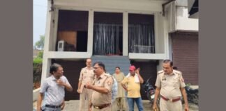 UP: बच्चों से मजदूरी कराने वालों पर पुलिस की पैनी नजर, दुकानों से ढाबों तक चला ताबड़तोड़ अभियान