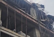 मथुरा: ओमेक्स कोर्टयार्ड हादसे में कंपनी के खिलाफ मुकदमा दर्ज, सुरक्षा मानकों की अनदेखी का आरोप