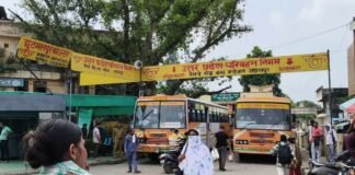 UP: रक्षाबंधन पर रोडवेज की तैयारी पूरी, 700 बसों के फेरे बढ़ाकर 1050 ट्रिप चलेंगी, कर्मचारियों की छुट्टी निरस्त