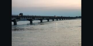 बाराबंकी खतरे के निशान से नीचे आया घाघरा का जलस्तर, ग्रामीणों ने ली राहत की सांस